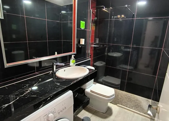 Torres De Yomely פלאייה דה לאס אמריקס